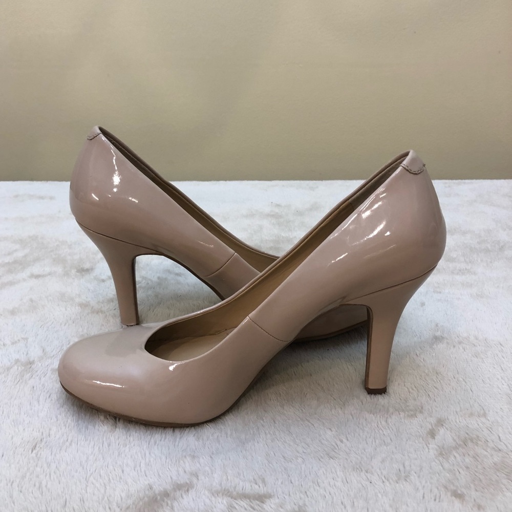 KELLY & KATIE ISABEL PATENT PUMP.